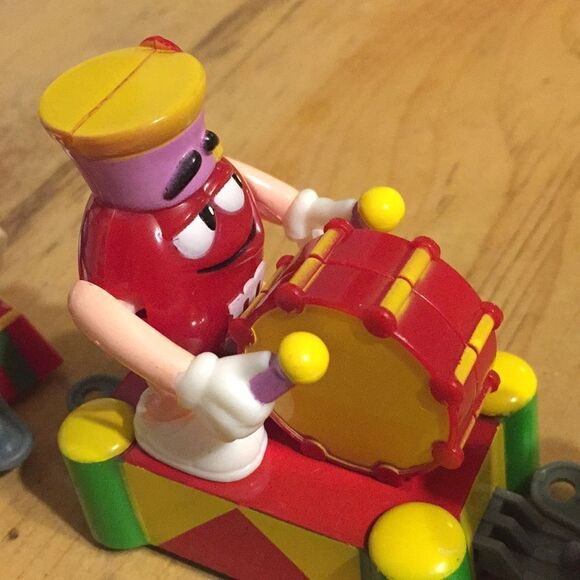 M & M collectibles - Picture 8 of 11